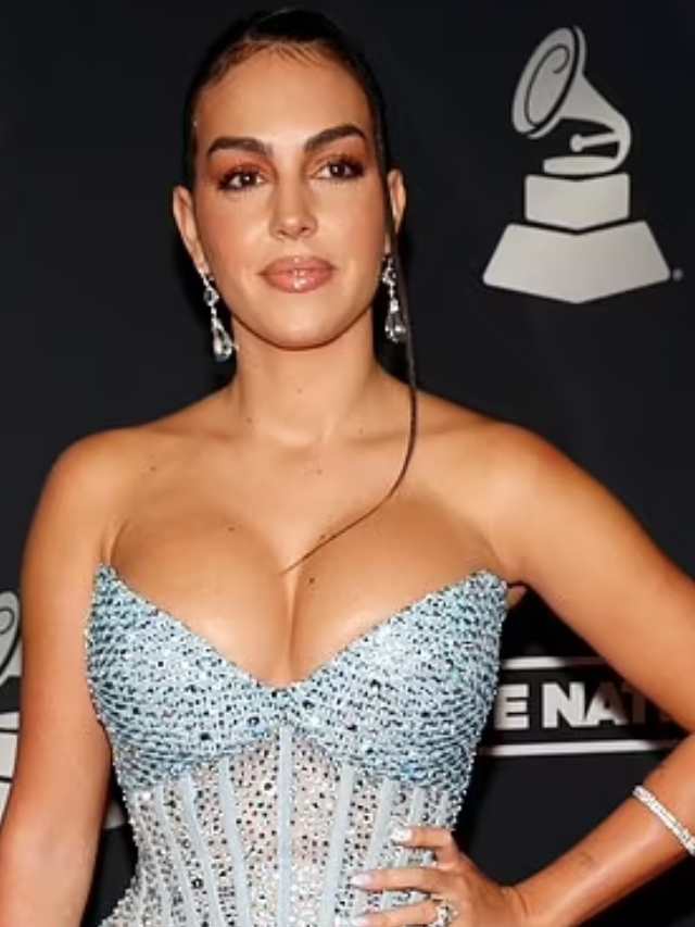 Georgina Rodriguez looks gorgeous at the 2022 Latin Recording Academy Person of the Year Gala